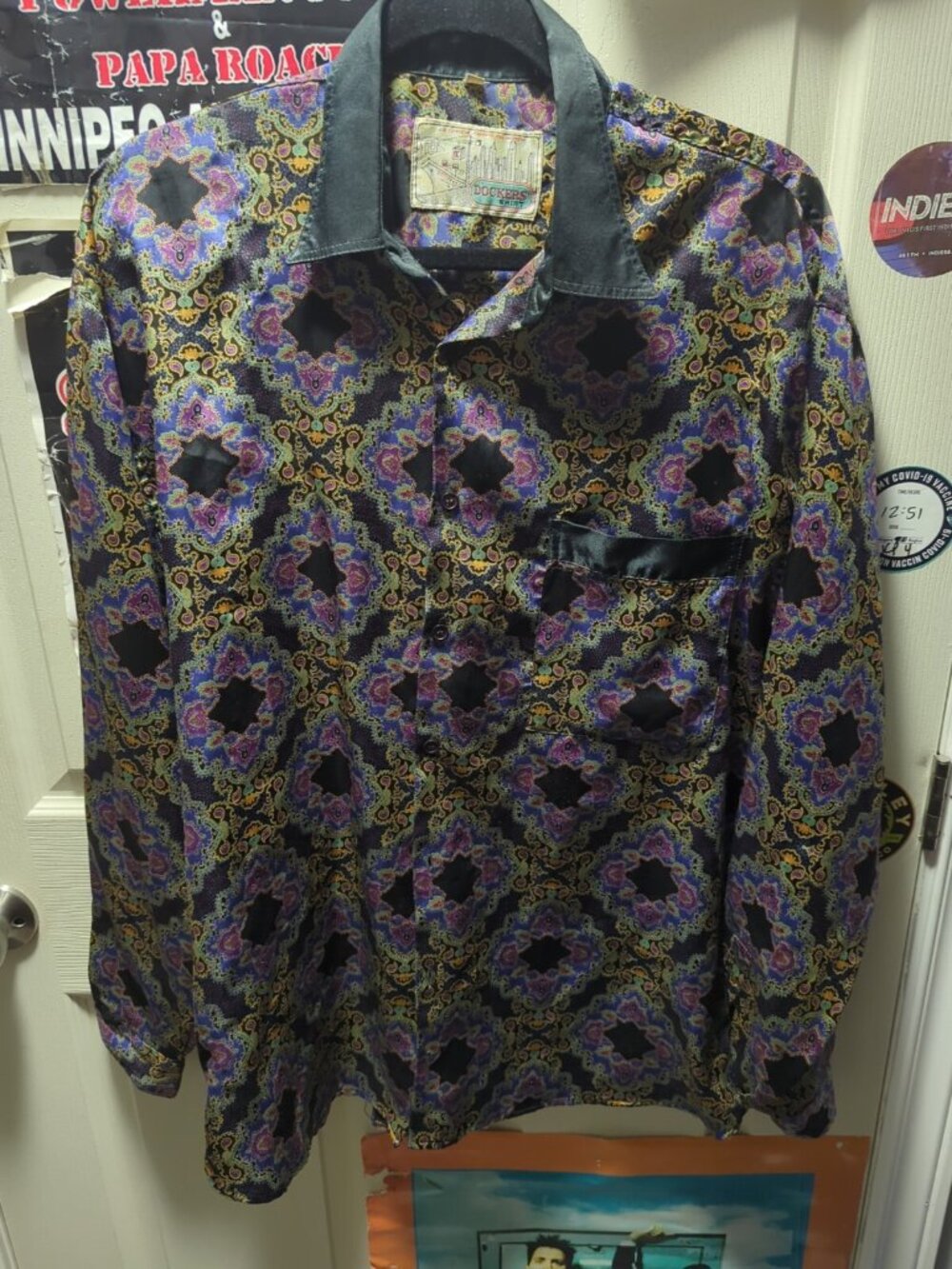 70s Vintage Dockers Button Down Shirt Men’s Black Medium Disco Italy Polyester